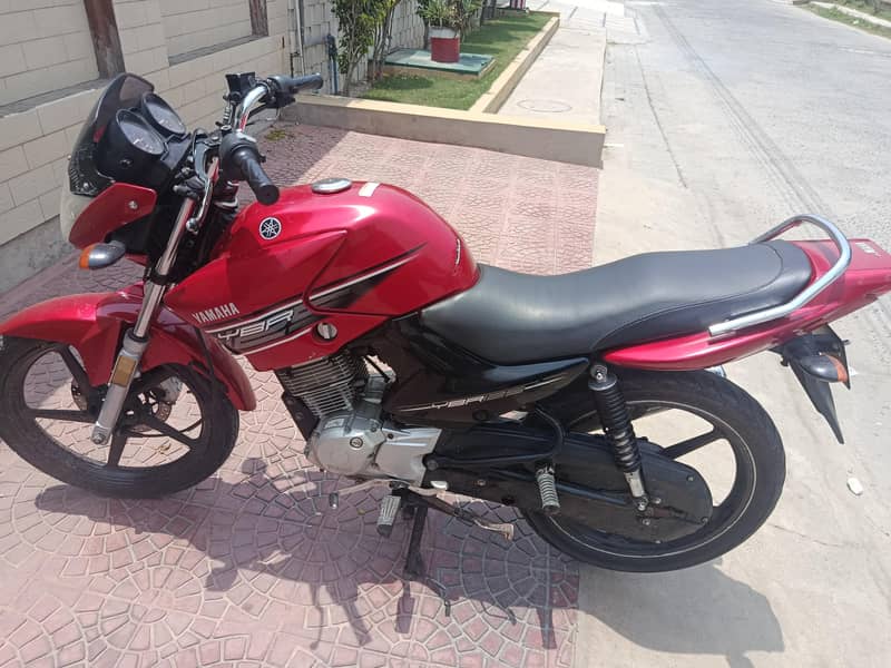 YBR 125 6