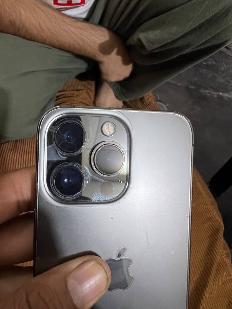 Apple iPhone 13 Pro 5