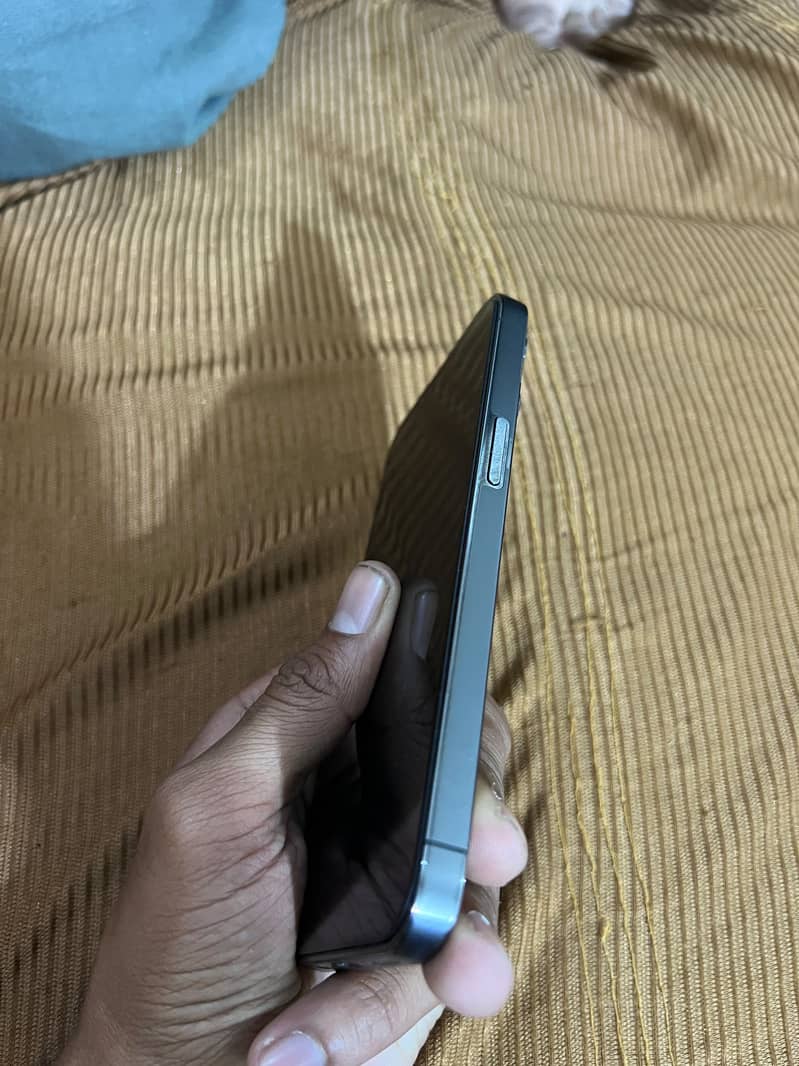 Apple iPhone 13 Pro 6