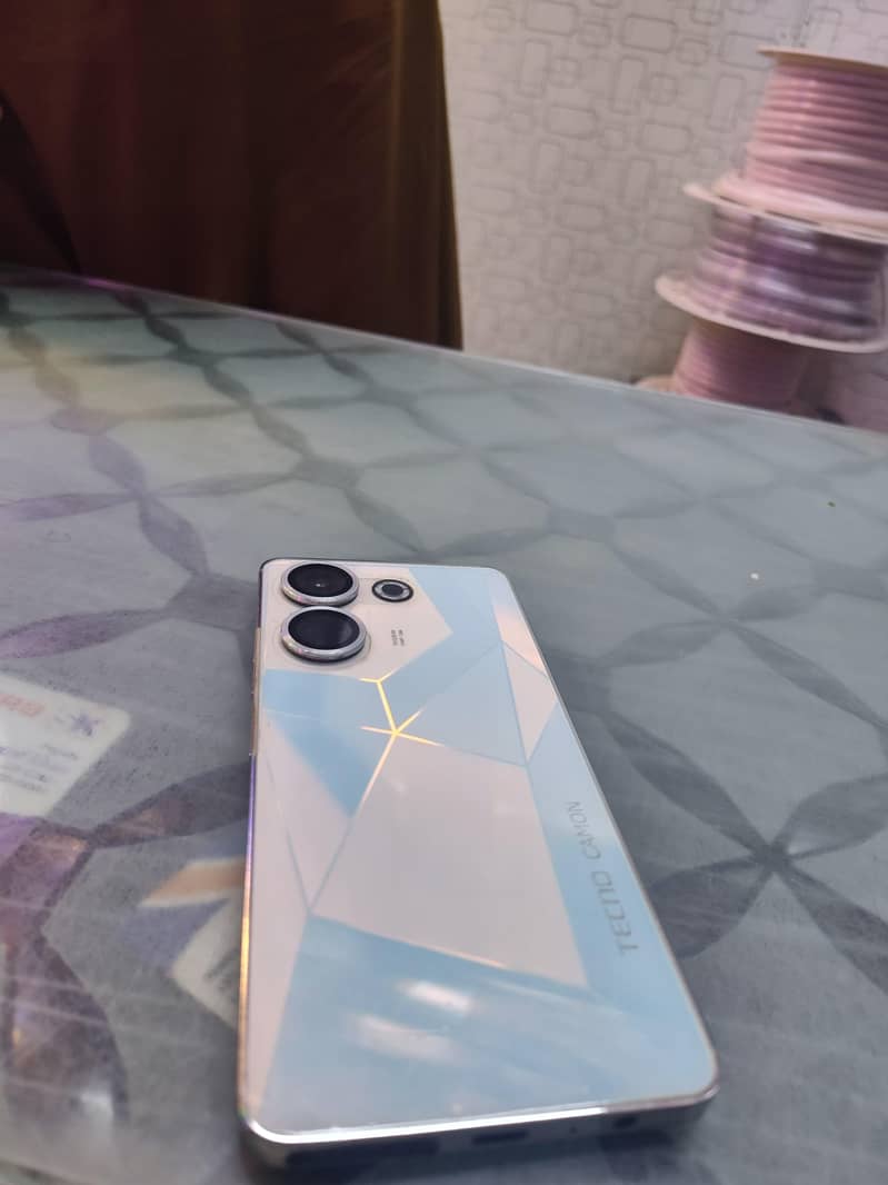 Tecno CAMON 20s Pro 1