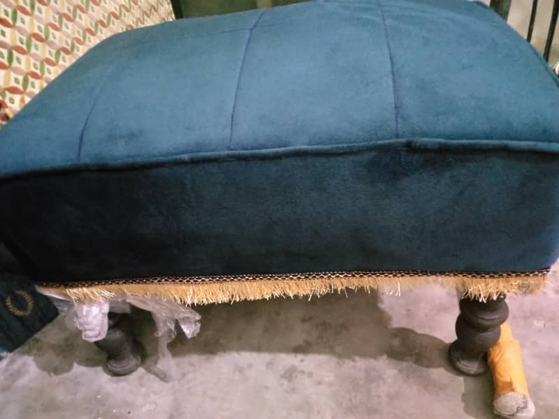 puffy stool 1