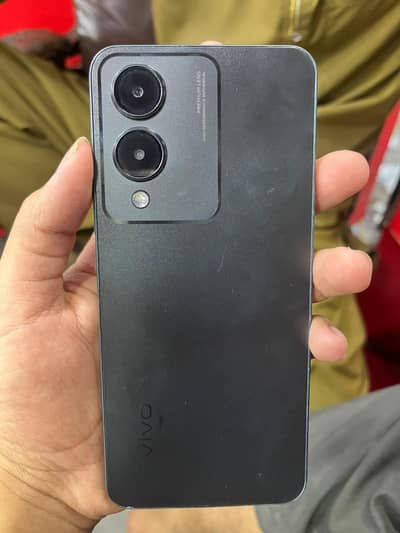 Vivo Y17s