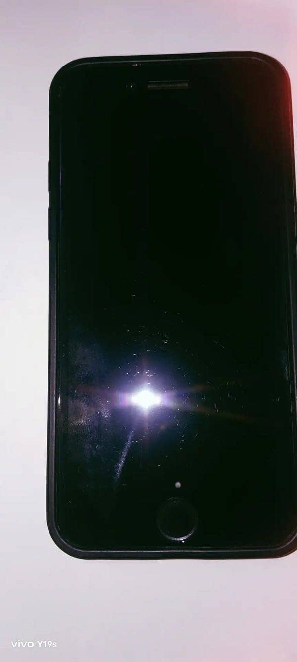 Apple iPhone 7 4