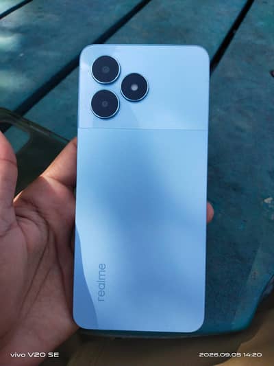 Realme Note 50