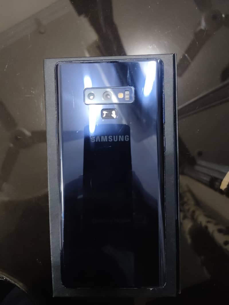 Samsung Mobile Note 9 1