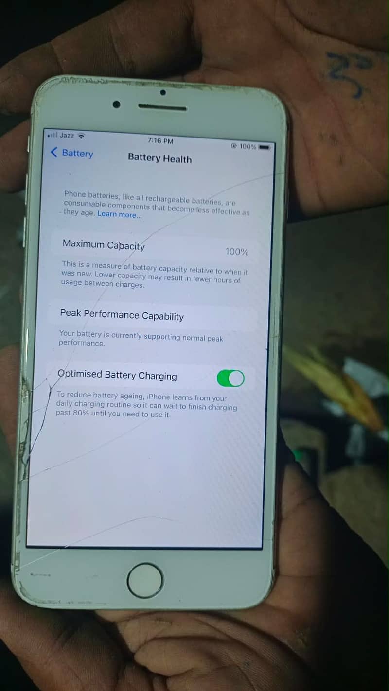 Apple iPhone 7 Plus 1