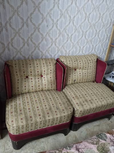 4x. 1 seater sofas