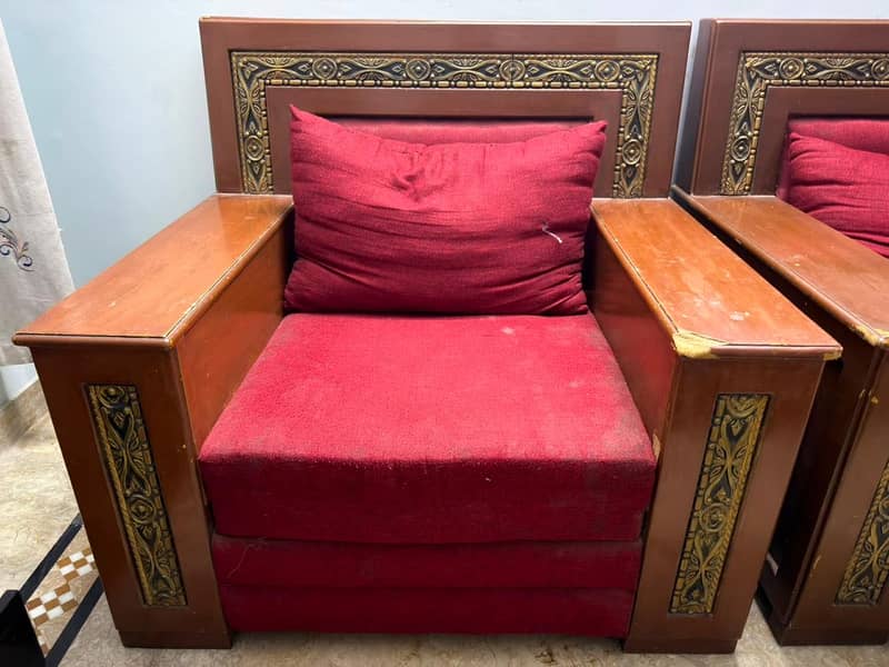 4x. 1 seater sofas 4