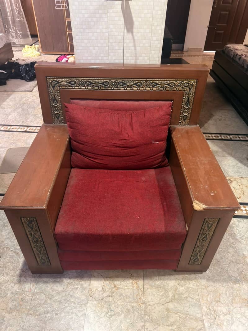 4x. 1 seater sofas 6