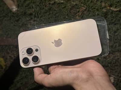Apple iPhone 16 Pro Max
