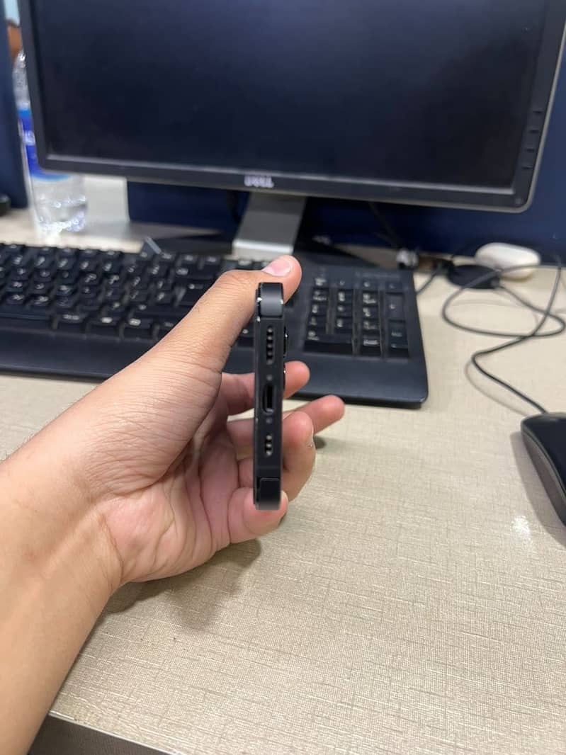 Apple iPhone 14 Pro 1