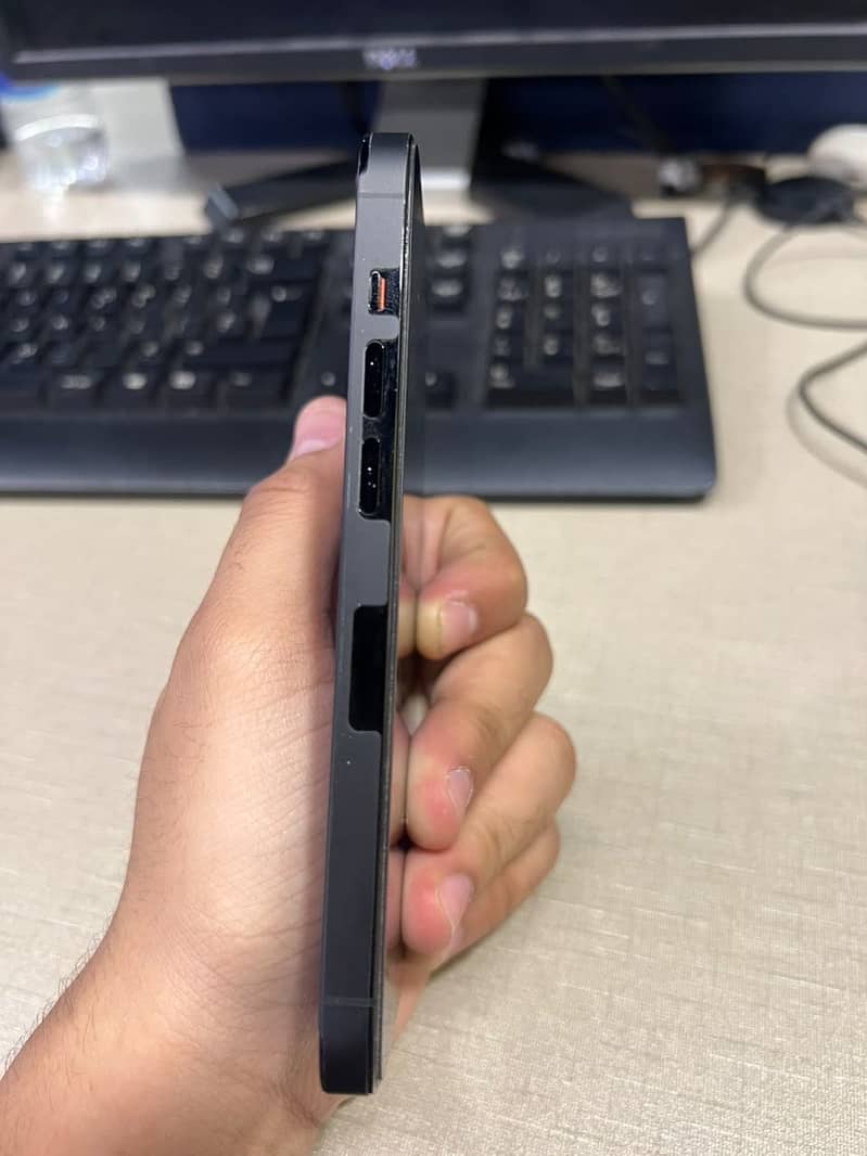 Apple iPhone 14 Pro 11