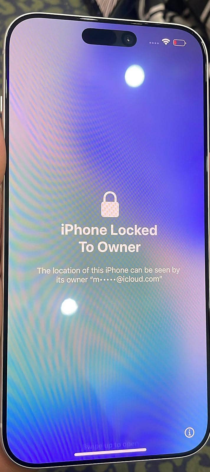 Apple iPhone 17 Pro Max 3 days used icloud lock 4