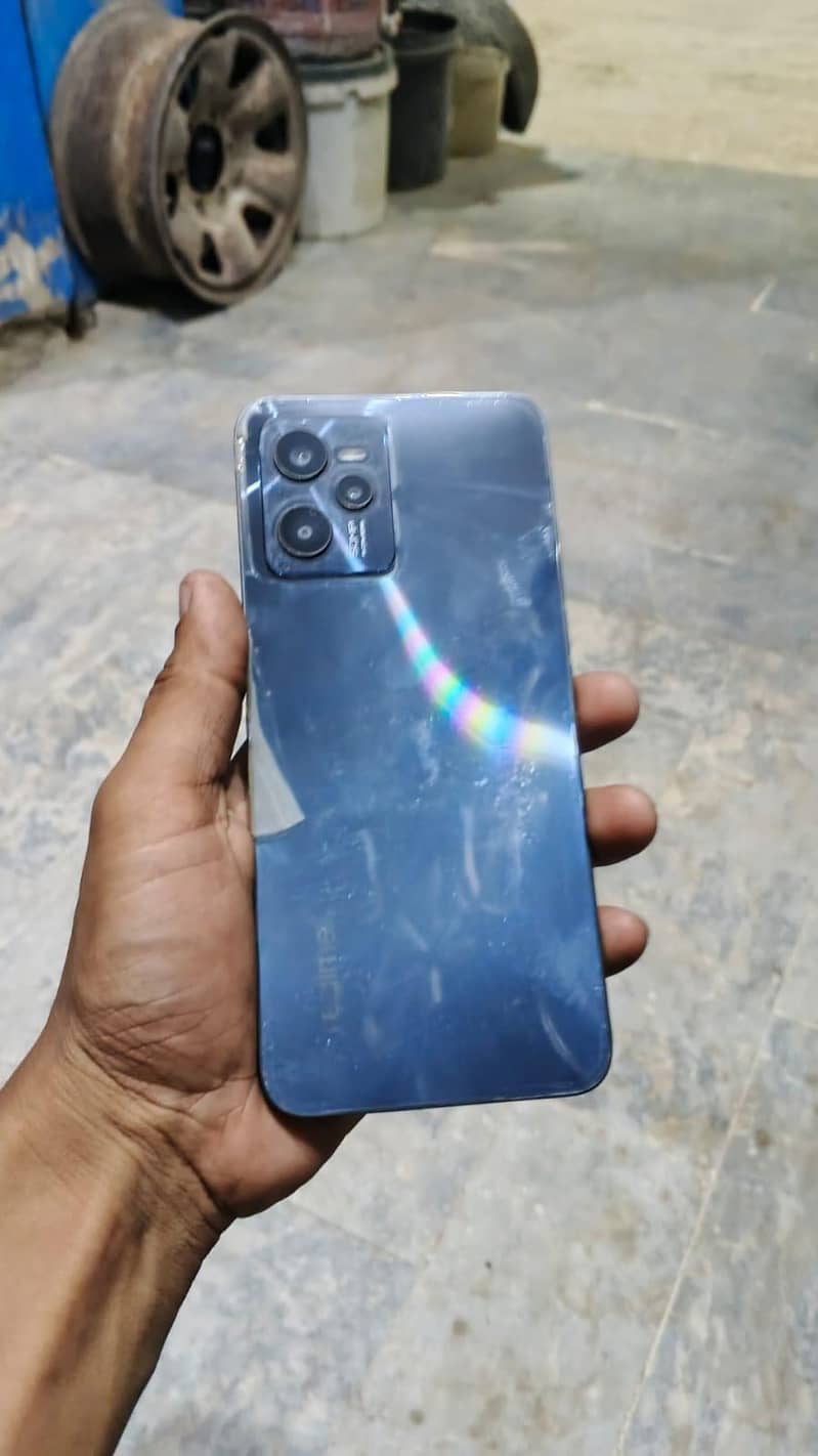 Realme C35 0