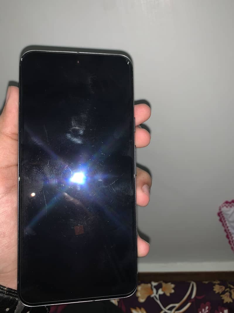 Google Pixel 8 6