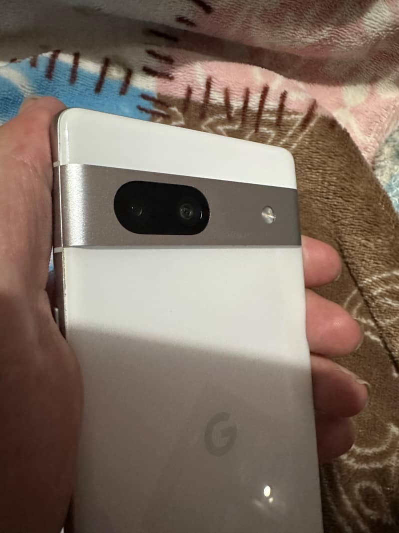 Google Pixel 7a 1