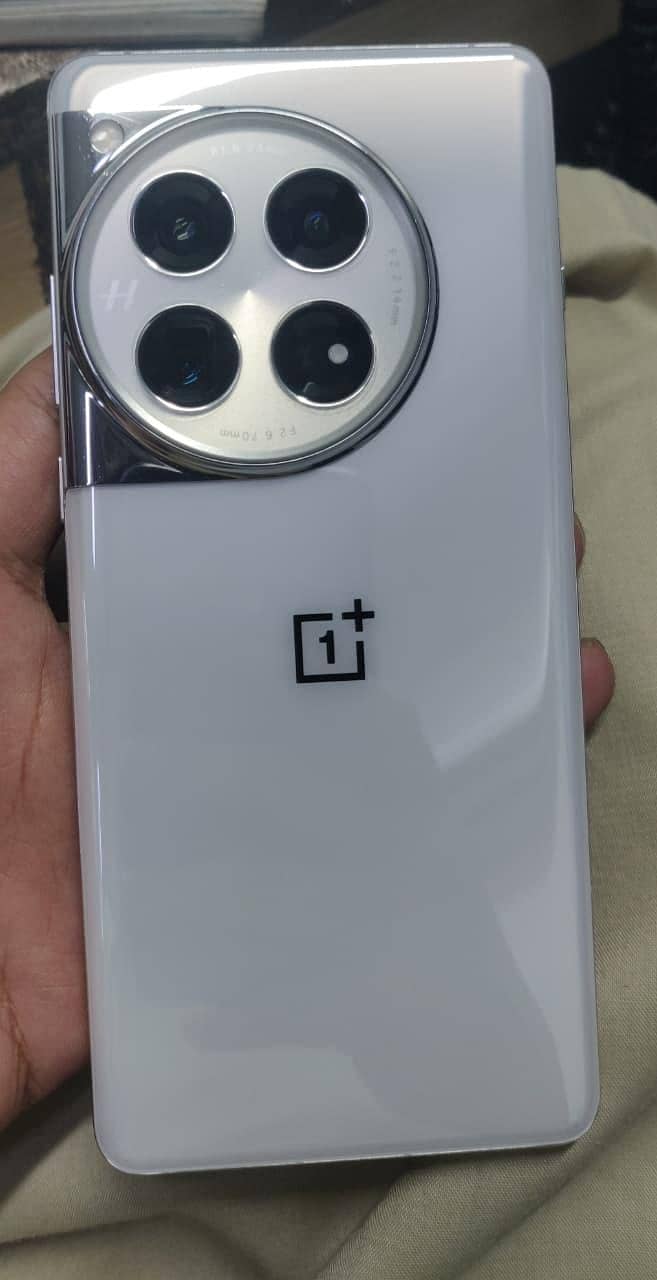 One Plus 12 4