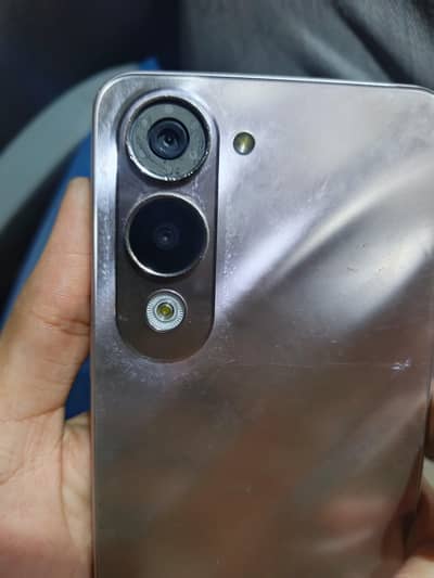 Vivo Y04. .