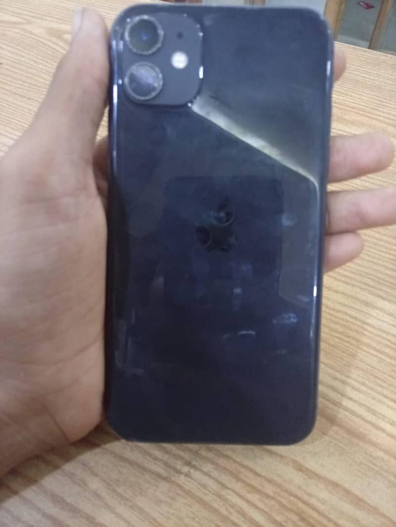 Apple iPhone 11 3