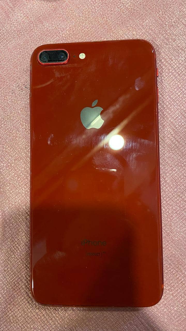 Apple iPhone 8 Plus 3