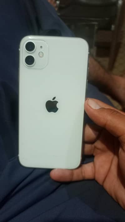 Apple iPhone 11