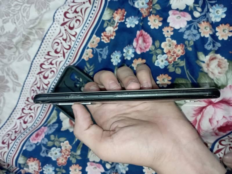 OPPO A76 3