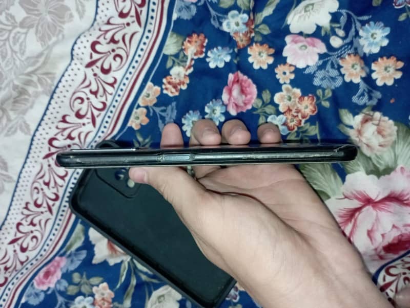 OPPO A76 7