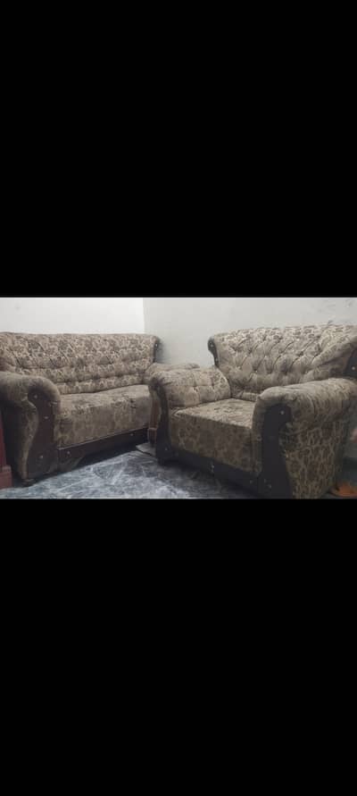 Sofa sett 6 seater urgent sale