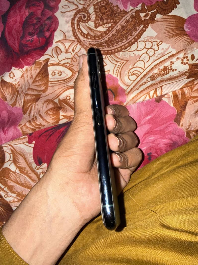 Apple iPhone 11 2