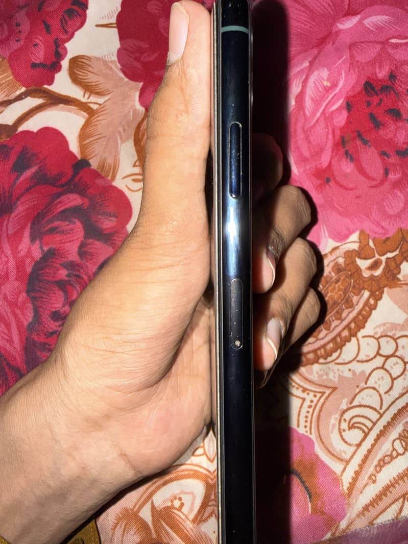 Apple iPhone 11 3