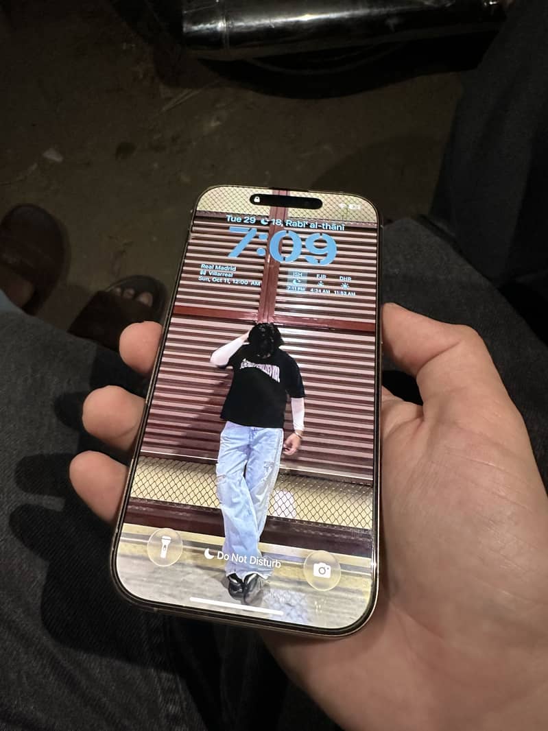 Apple iPhone 16 Pro 5