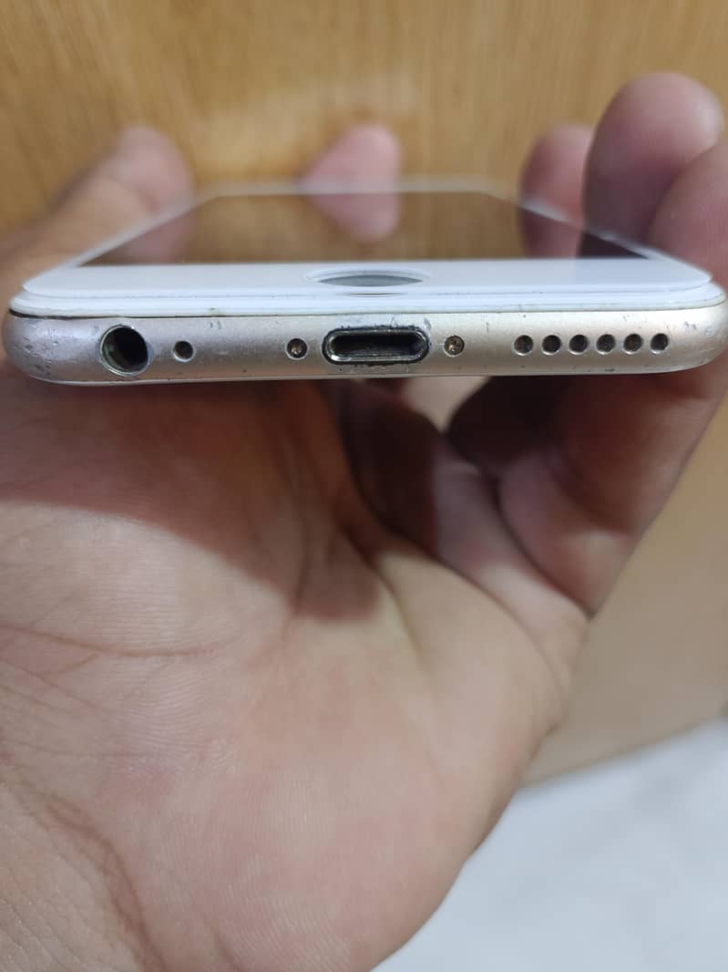 Apple iPhone 5s 4
