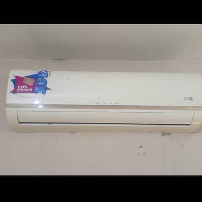 dawlance A. C No inverter 1 5 Ton ka ha . ( Saha fasail colony)