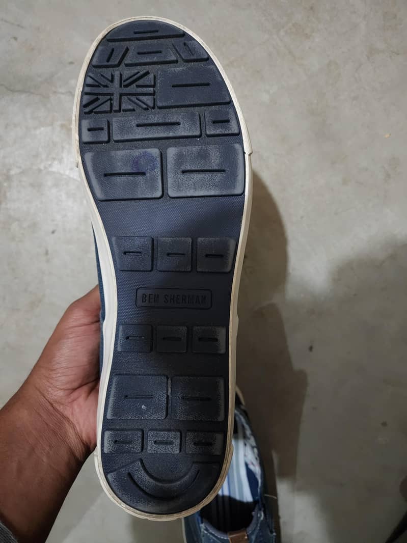 sneakers 2