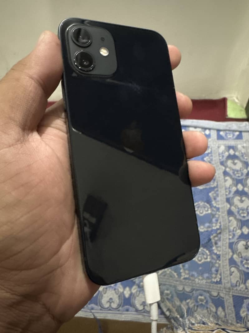 Apple iPhone 12 1