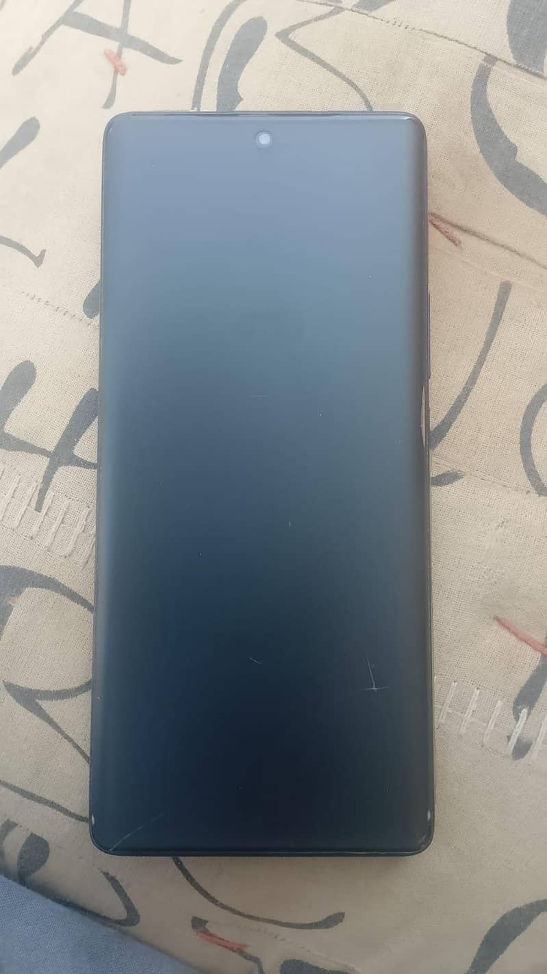 Infinix Note 40 Pro 3