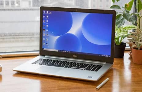 Dell Inspiron 17 5770 17.3inch full hd display i5 8th gen