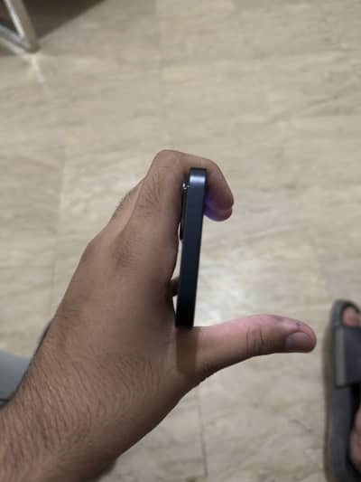 Apple iPhone 13 128gb 96 health