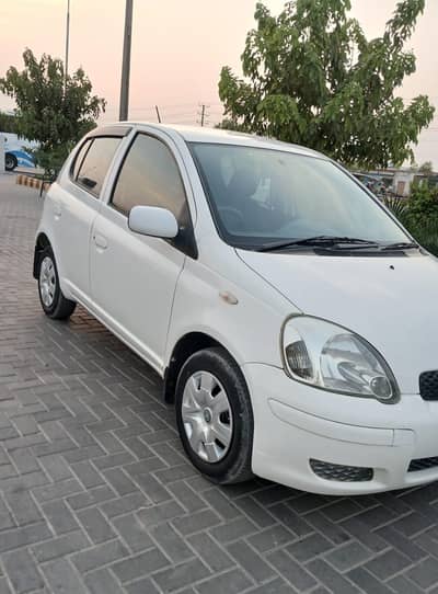 Toyota Vitz 2004