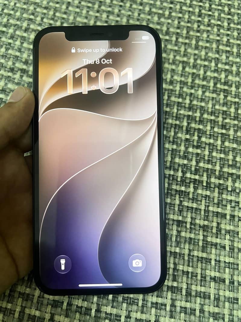 Apple iPhone 12 3