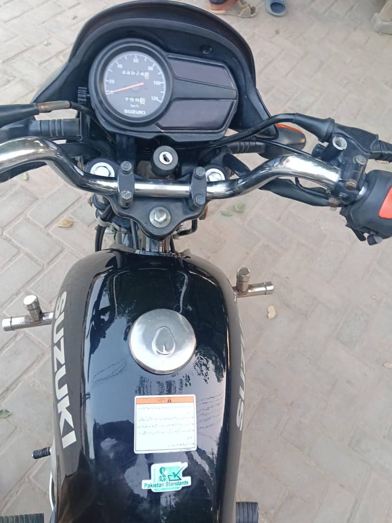 Suzuki 0