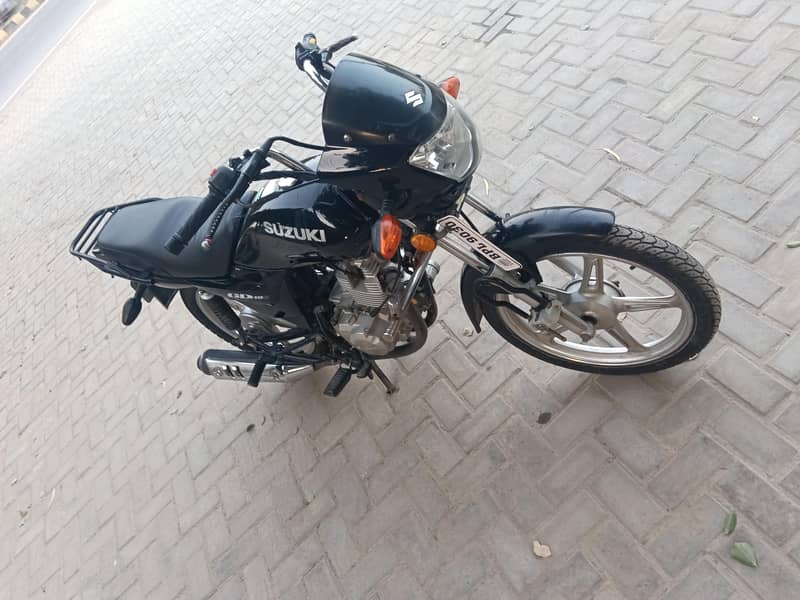 Suzuki 8