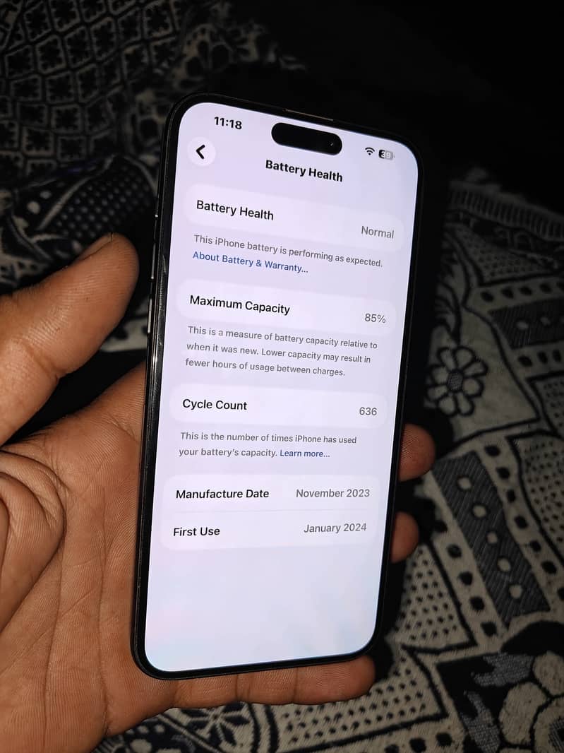 Apple iPhone 15 Pro Max 2