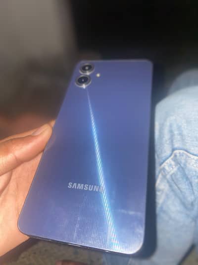 Samsung Mobile A06 4/64