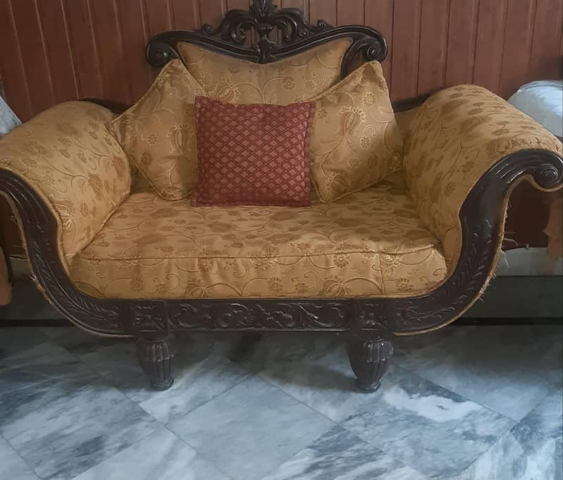 Nice Condition , Sofa Set 1
