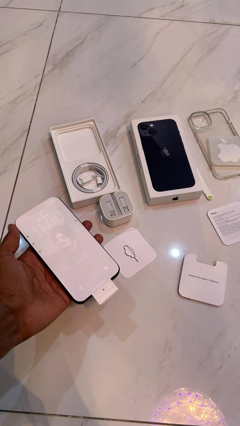 Apple iPhone 13 6