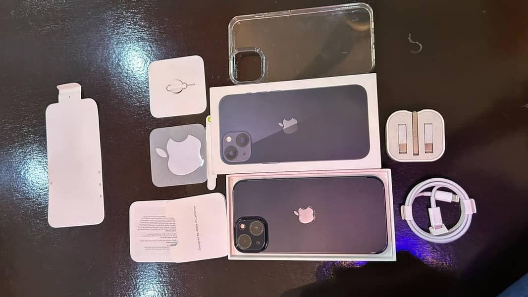 Apple iPhone 13 14