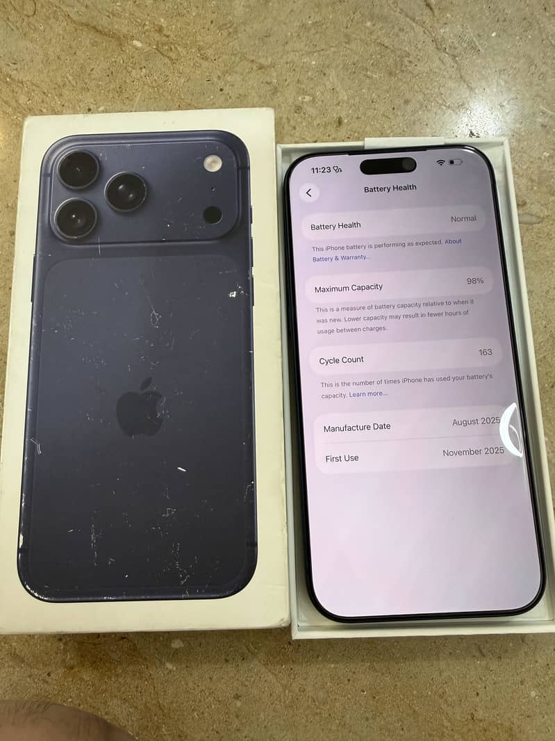 Apple iPhone 17 Pro Max 4