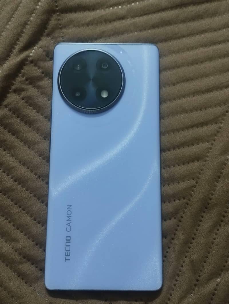 Tecno CAMON 30S 1