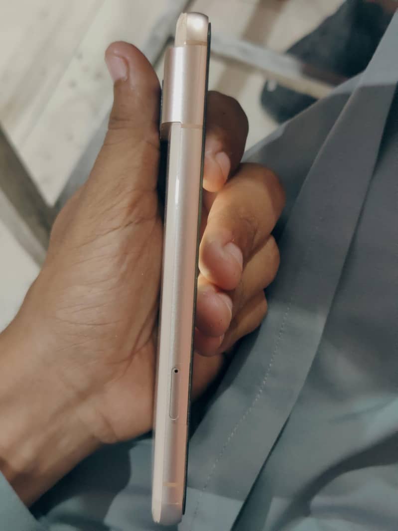 Google Pixel 8 5